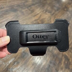 OtterBox Defender Belt Clip‎ Holster -Rotating Clip Fits Multiple iPhone Models